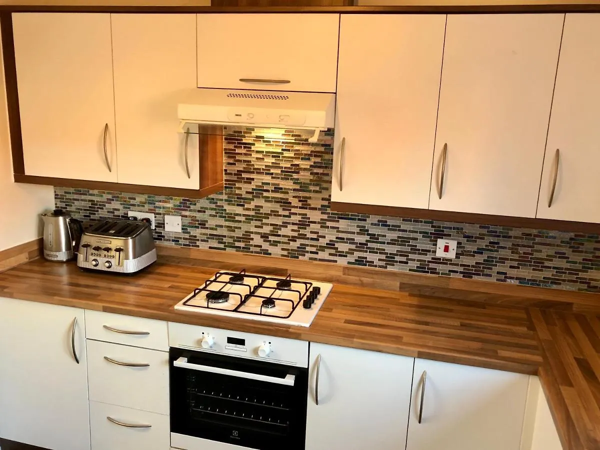 Entire Two Bed Coach House Super King Beds Turn Into Singles Villa Exeter